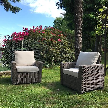 Villa Ombrosa Nebbiuno ภายนอก รูปภาพ