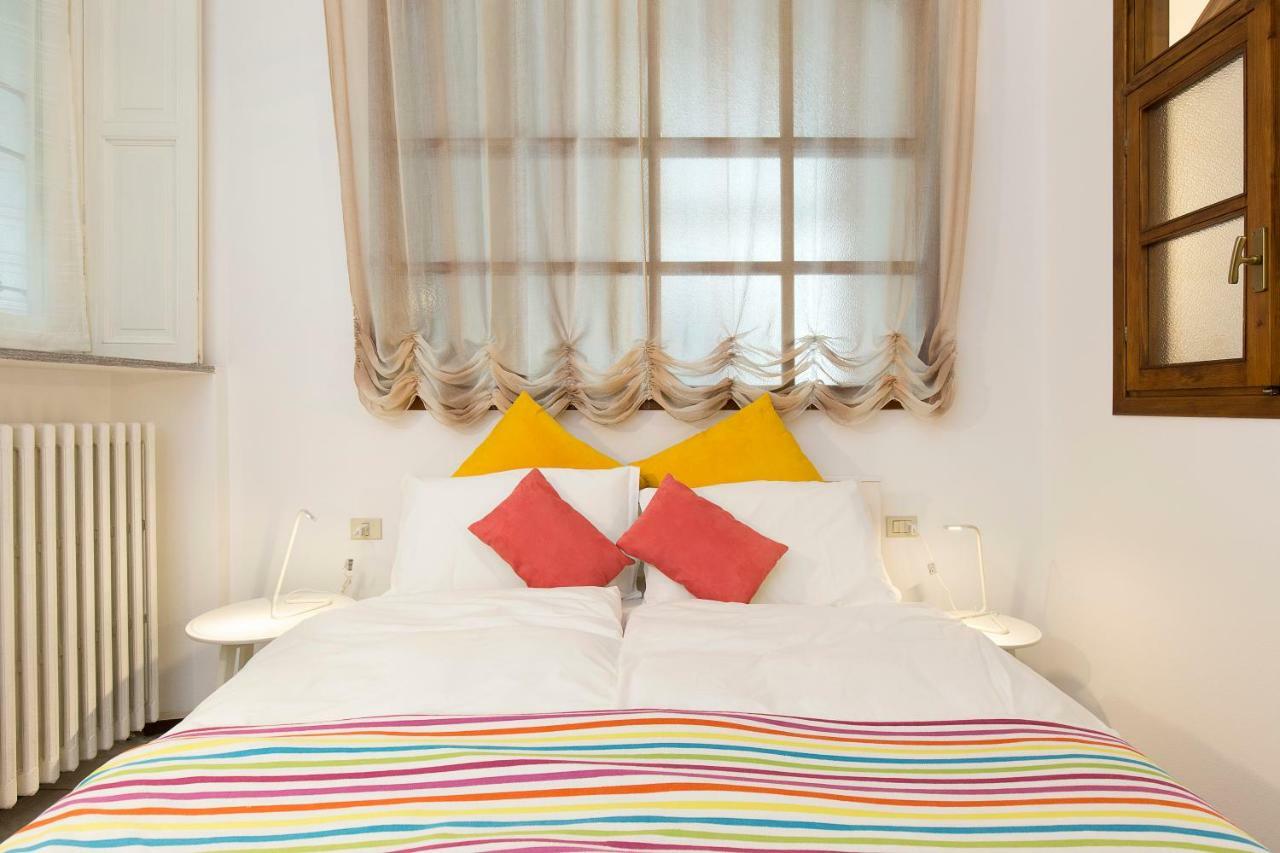 Villa Ombrosa Nebbiuno ภายนอก รูปภาพ