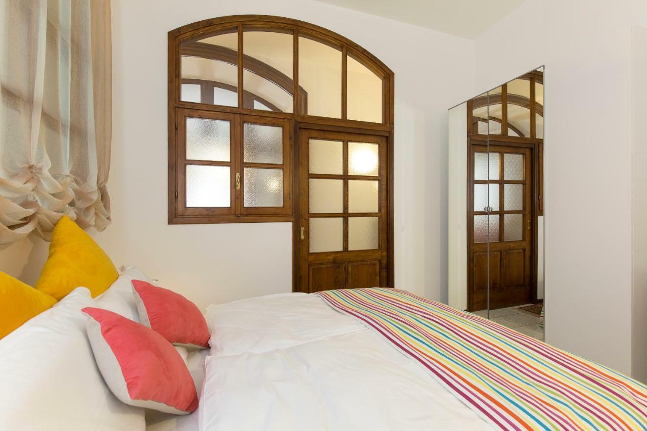 Villa Ombrosa Nebbiuno ภายนอก รูปภาพ