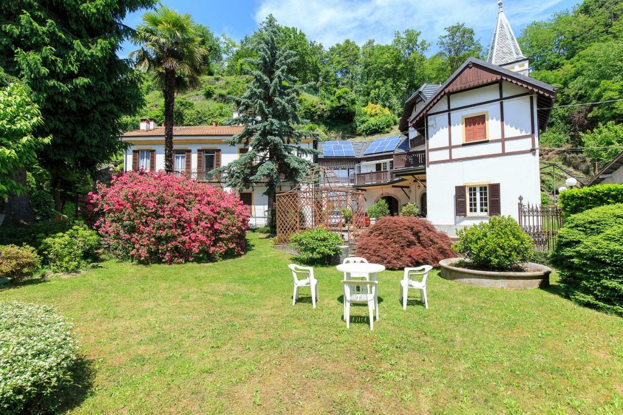Villa Ombrosa Nebbiuno ภายนอก รูปภาพ