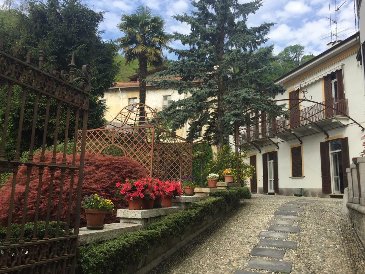 Villa Ombrosa Nebbiuno ภายนอก รูปภาพ